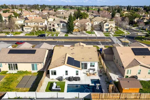 View/Area - 3815 N Berkeley Ave, Turlock, CA 95382 photo 2 of 3