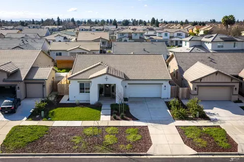 View/Area - 3815 N Berkeley Ave, Turlock, CA 95382 photo 3 of 3