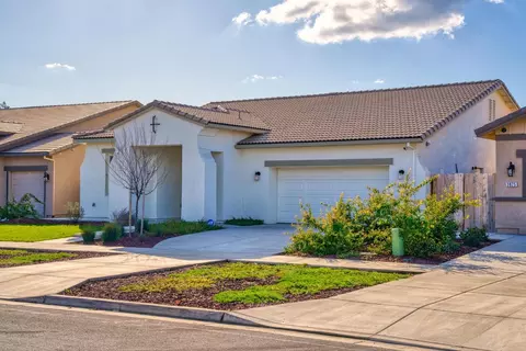 Exterior - 3815 N Berkeley Ave, Turlock, CA 95382 photo 2 of 9