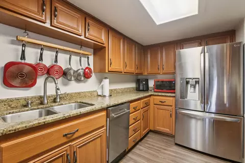 Kitchen - 3700 Tully Rd #57, Modesto, CA 95356 photo 4 of 5