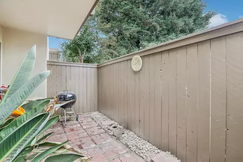 Exterior - 3700 Tully Rd #57, Modesto, CA 95356 photo 3 of 12