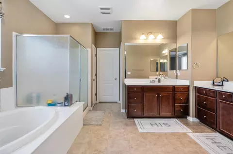 Bath - 2317 Mathar Dr, Manteca, CA 95337 photo 4 of 5