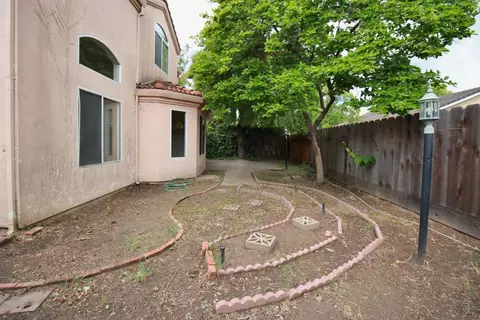 Exterior - 3705 Dillingham Ave, Modesto, CA 95357 photo 6 of 7