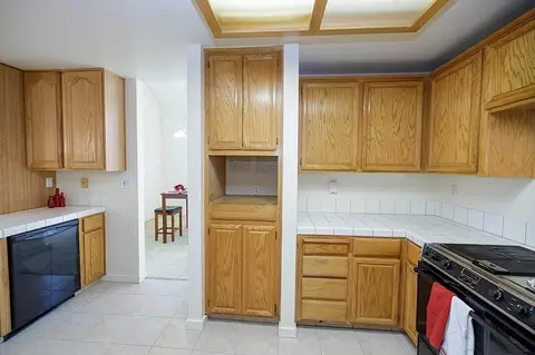 Kitchen - 3705 Dillingham Ave, Modesto, CA 95357 photo 3 of 7