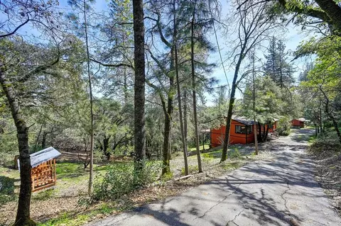 Exterior - 620 Sundance Pl, Applegate, CA 95703 photo 2 of 31