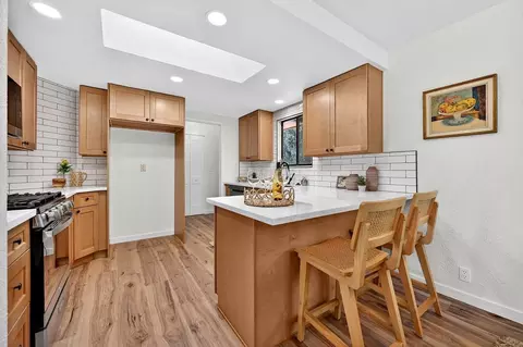 Kitchen - 620 Sundance Pl, Applegate, CA 95703 photo 6 of 7