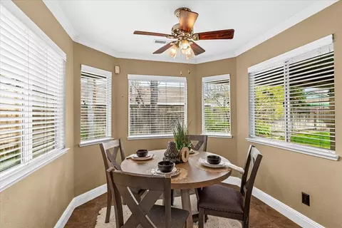 Dining - 225 Fullerton Dr, Turlock, CA 95382 photo 7 of 7