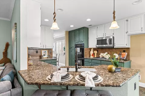 Kitchen - 225 Fullerton Dr, Turlock, CA 95382 photo 4 of 6