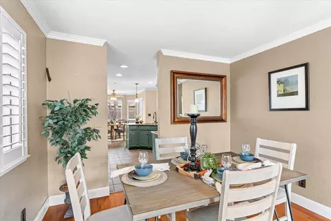 Dining - 225 Fullerton Dr, Turlock, CA 95382 photo 4 of 7