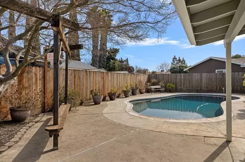 1428 Kent Way, Modesto, CA 95355 photo 23