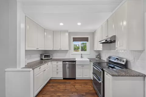 Kitchen - 5008 High St, Rocklin, CA 95677 photo 2 of 3
