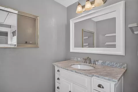 Bath - 5008 High St, Rocklin, CA 95677 photo 4 of 6