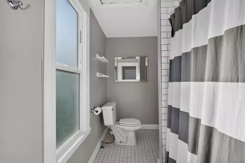Bath - 5008 High St, Rocklin, CA 95677 photo 5 of 6