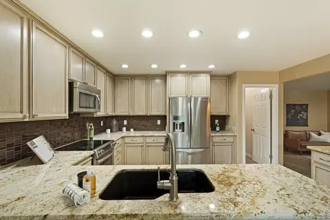 Kitchen - 1536 Timberlake Cir, Lodi, CA 95242 photo 1 of 6