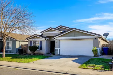 Exterior - 2012 Spring Ln, Modesto, CA 95356 photo 2 of 13