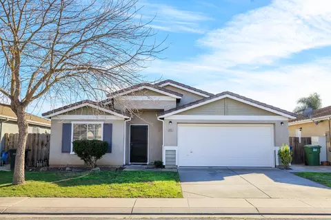 Exterior - 2012 Spring Ln, Modesto, CA 95356 photo 1 of 13