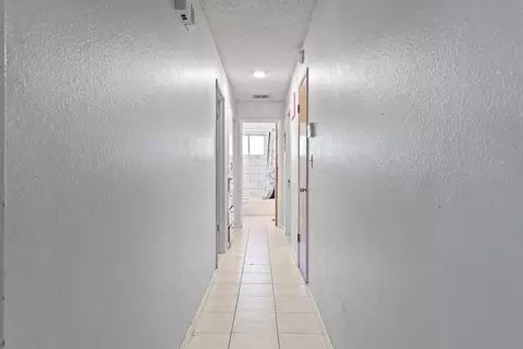 Entry Way - 1805 Glaston Ave, Modesto, CA 95350 photo 1 of 1