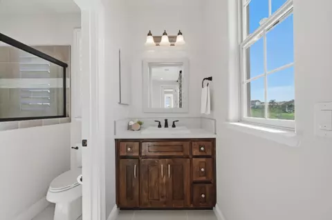 Bath - 2714 Hidden Trail Loop, Rocklin, CA 95765 photo 8 of 8