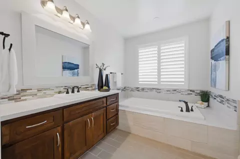 Bath - 2714 Hidden Trail Loop, Rocklin, CA 95765 photo 5 of 8