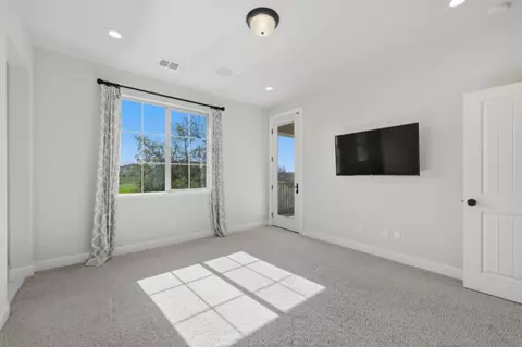 Bedroom - 2714 Hidden Trail Loop, Rocklin, CA 95765 photo 5 of 7