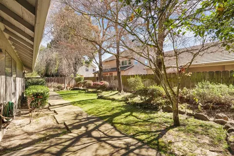 1560 Snapdragon Way, Manteca, CA 95336 photo 44