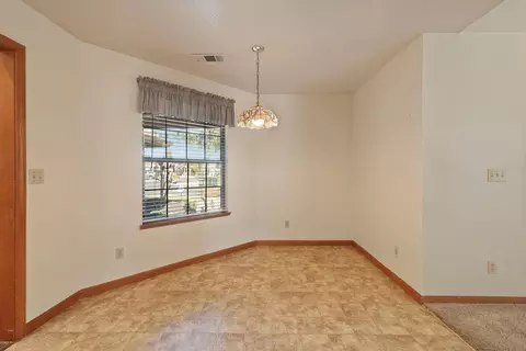 1560 Snapdragon Way, Manteca, CA 95336 photo 10