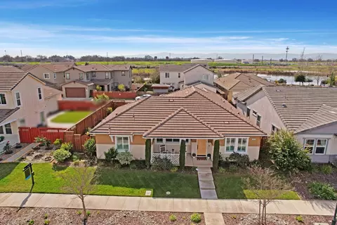 View/Area - 720 Channel Dr, Lathrop, CA 95330 photo 1 of 14