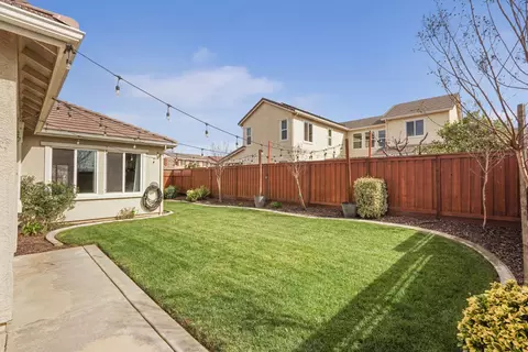 Exterior - 720 Channel Dr, Lathrop, CA 95330 photo 4 of 9