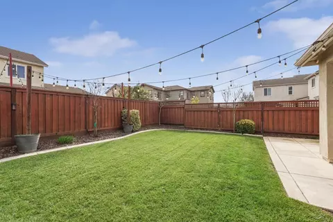 Exterior - 720 Channel Dr, Lathrop, CA 95330 photo 8 of 9