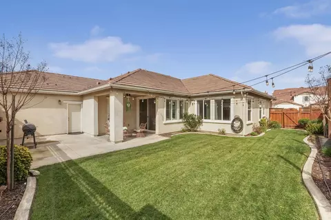 Exterior - 720 Channel Dr, Lathrop, CA 95330 photo 5 of 9