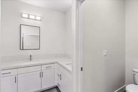 Bath - 1409 Villa, Modesto, CA 95351 photo 3 of 6
