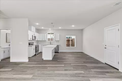 Entry Way - 1409 Villa, Modesto, CA 95351 photo 2 of 3