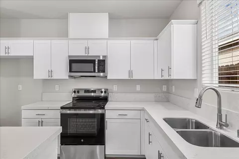 Kitchen - 1409 Villa, Modesto, CA 95351 photo 2 of 3