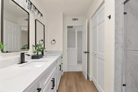 Bath - 1560 Drake, Davis, CA 95616 photo 1 of 7