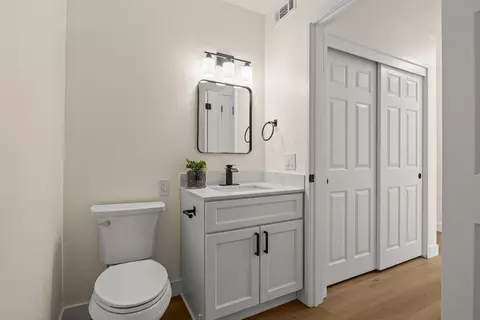 Bath - 1560 Drake, Davis, CA 95616 photo 5 of 7