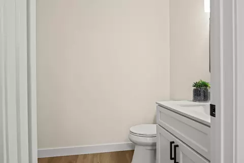 Bath - 1560 Drake, Davis, CA 95616 photo 7 of 7