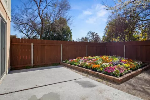 Exterior - 1560 Drake, Davis, CA 95616 photo 7 of 7