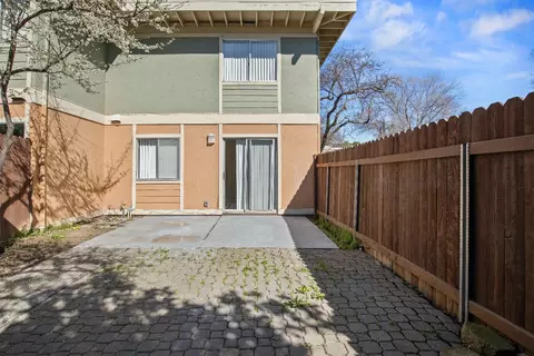 Exterior - 1560 Drake, Davis, CA 95616 photo 4 of 7