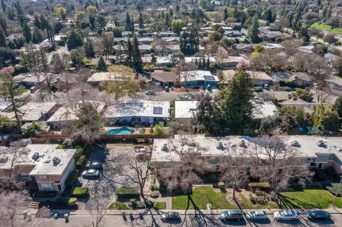 View/Area - 1560 Drake, Davis, CA 95616 photo 2 of 3