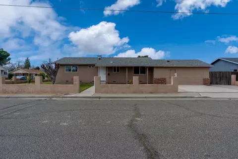 1358 Conner Ave, Dos Palos, CA 93620 photo 2