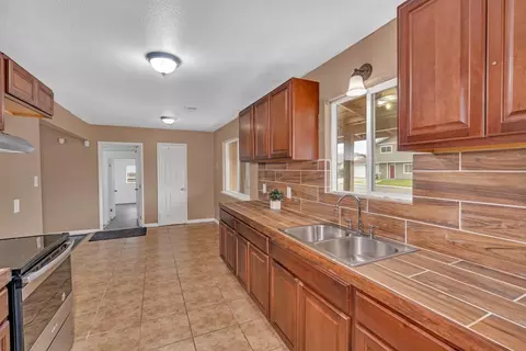 1358 Conner Ave, Dos Palos, CA 93620 photo 13