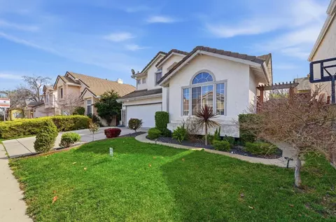 480 Gonzalez St, Tracy, CA 95376 photo 3