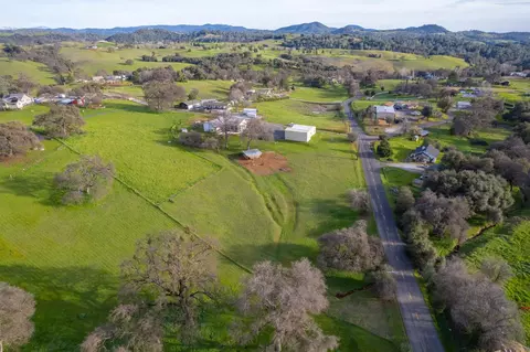 View/Area - 11838 Appey Way, Sonora, CA 95370 photo 8 of 10