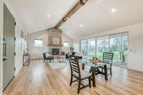 Dining - 11838 Appey Way, Sonora, CA 95370 photo 2 of 2