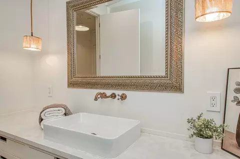 Bath - 11838 Appey Way, Sonora, CA 95370 photo 6 of 6