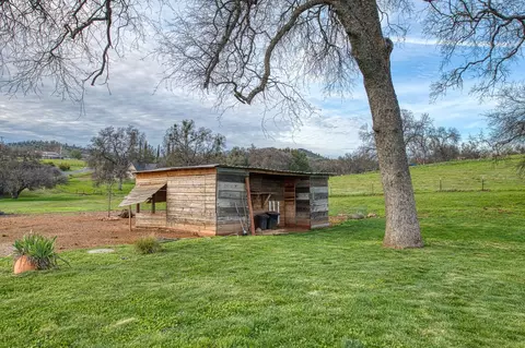 Exterior - 11838 Appey Way, Sonora, CA 95370 photo 18 of 31