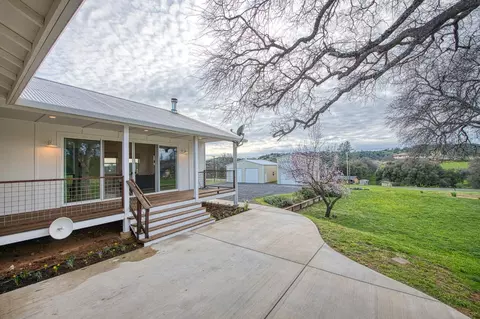 Exterior - 11838 Appey Way, Sonora, CA 95370 photo 14 of 31
