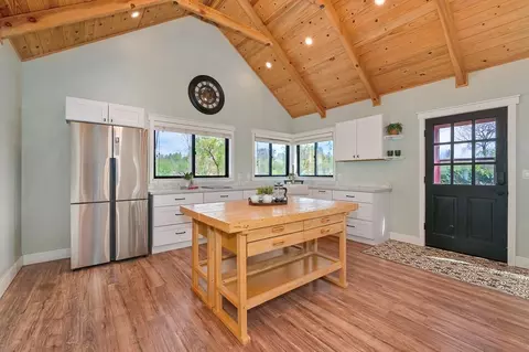 Kitchen - 2425 Duarte Rd, Penryn, CA 95663 photo 3 of 4