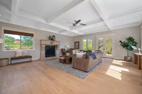 Living - 2425 Duarte Rd, Penryn, CA 95663 photo 4 of 5