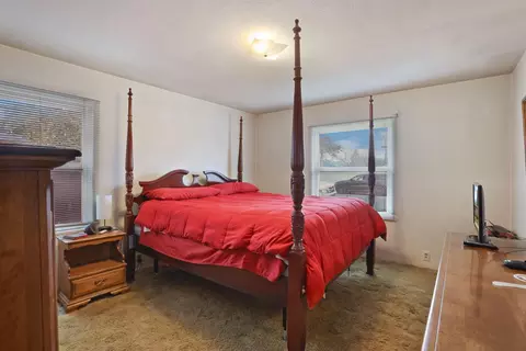 Bedroom - 264 W Emerson Ave, Tracy, CA 95376 photo 3 of 8
